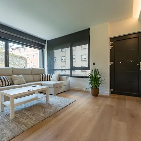 Apartment Design And Comfort In Via Cornelia *