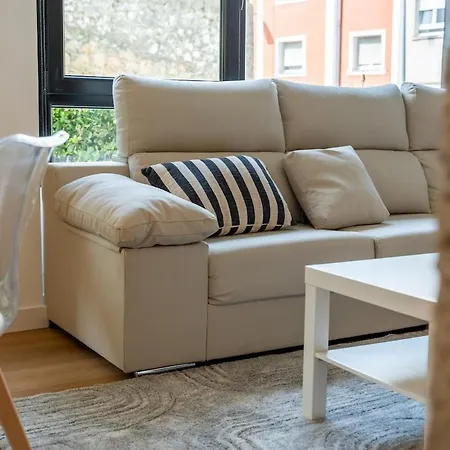 Design And Comfort In Via Cornelia Apartment Santander