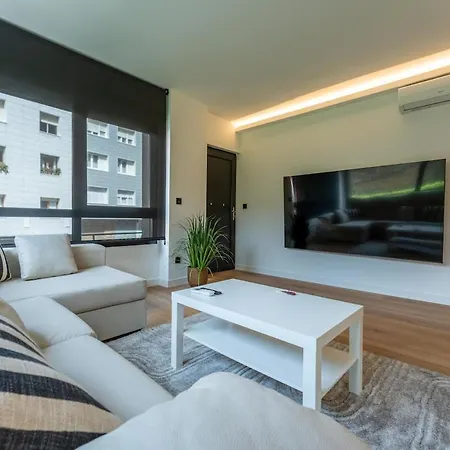 Appartement Design And Comfort In Via Cornelia *