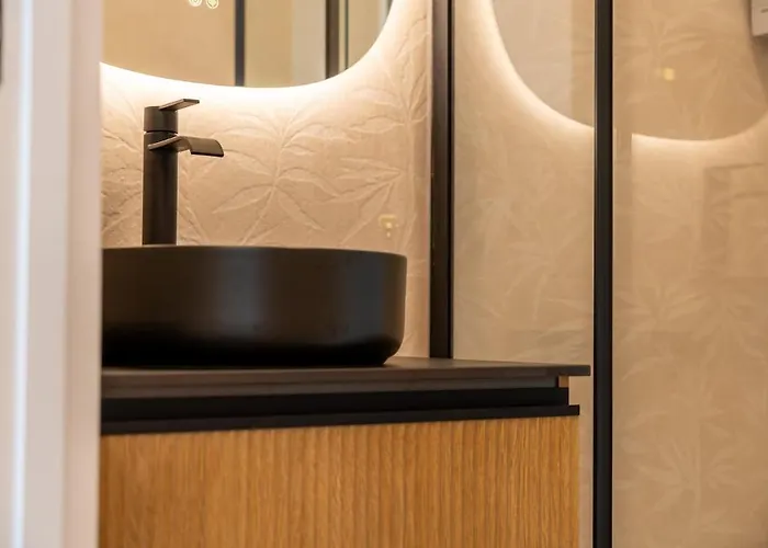 Apartment Design And Comfort In Via Cornelia