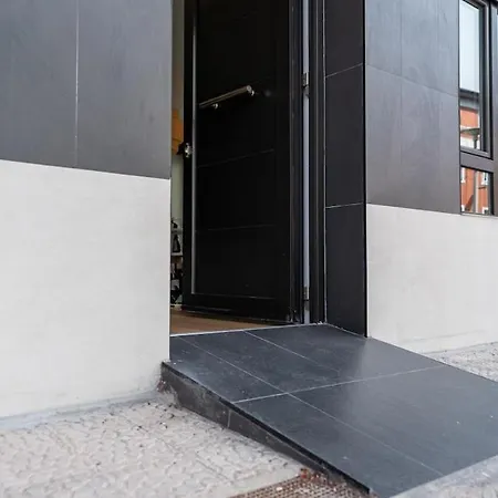 Design And Comfort In Via Cornelia