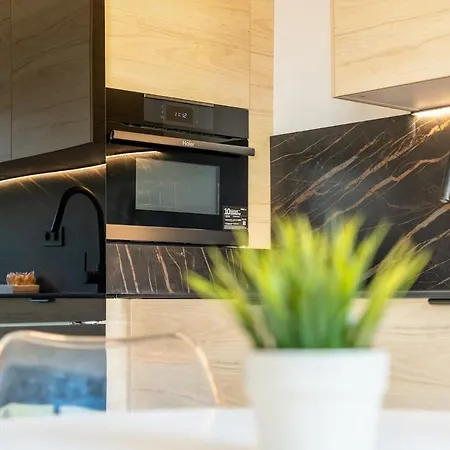 Апартаменты Design And Comfort In Via Cornelia *